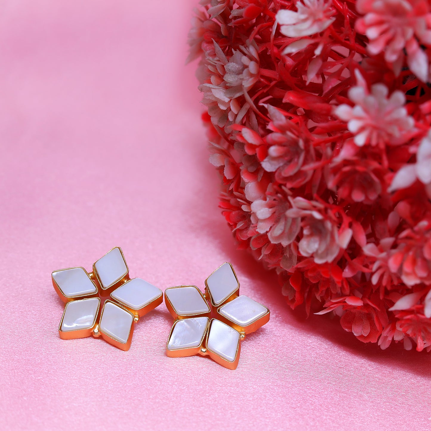 GAVI® Star Shaped Alloy Earrings showcasing the Natural Radiance of Mother of Pearl.