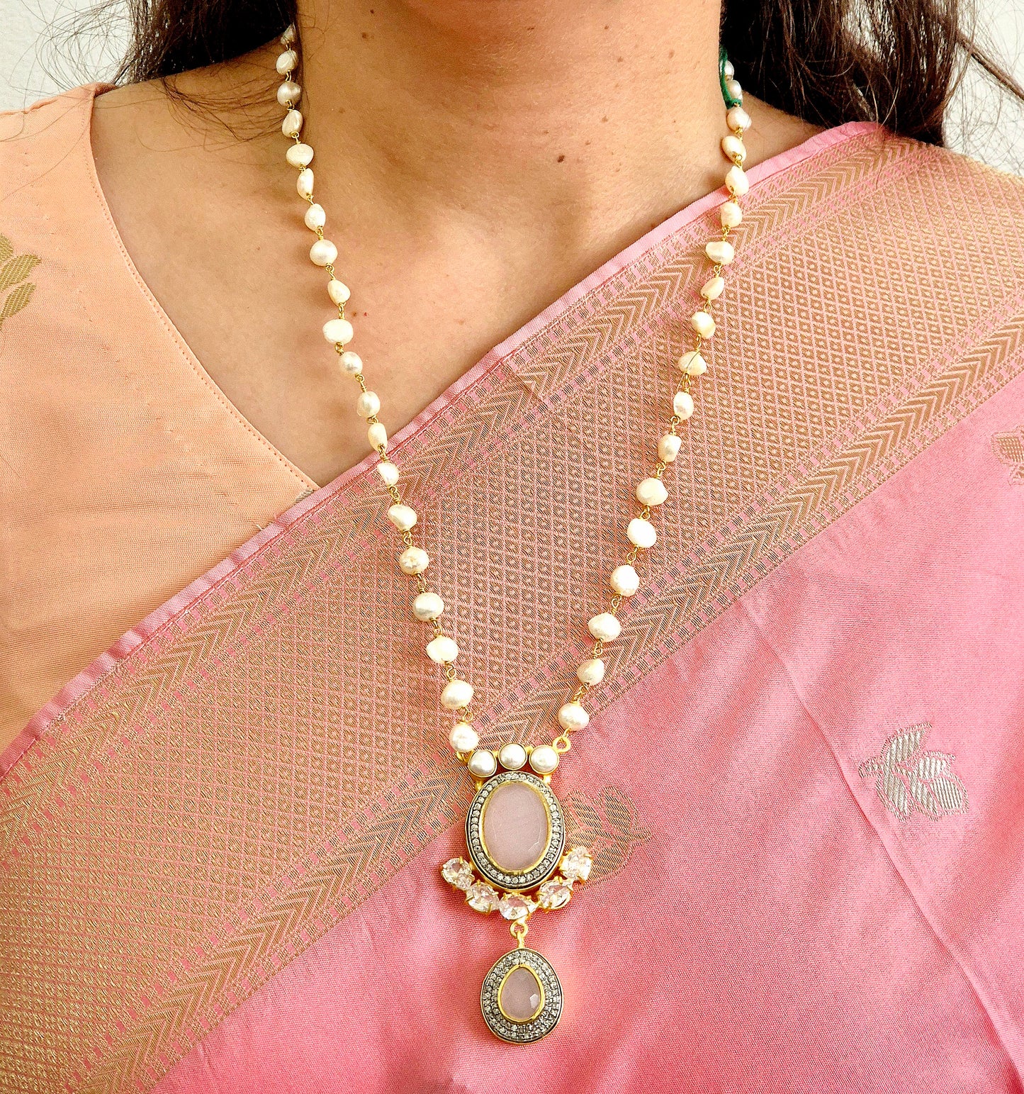 GAVI® Freshwater Pearls Bold Stone Necklace Set.