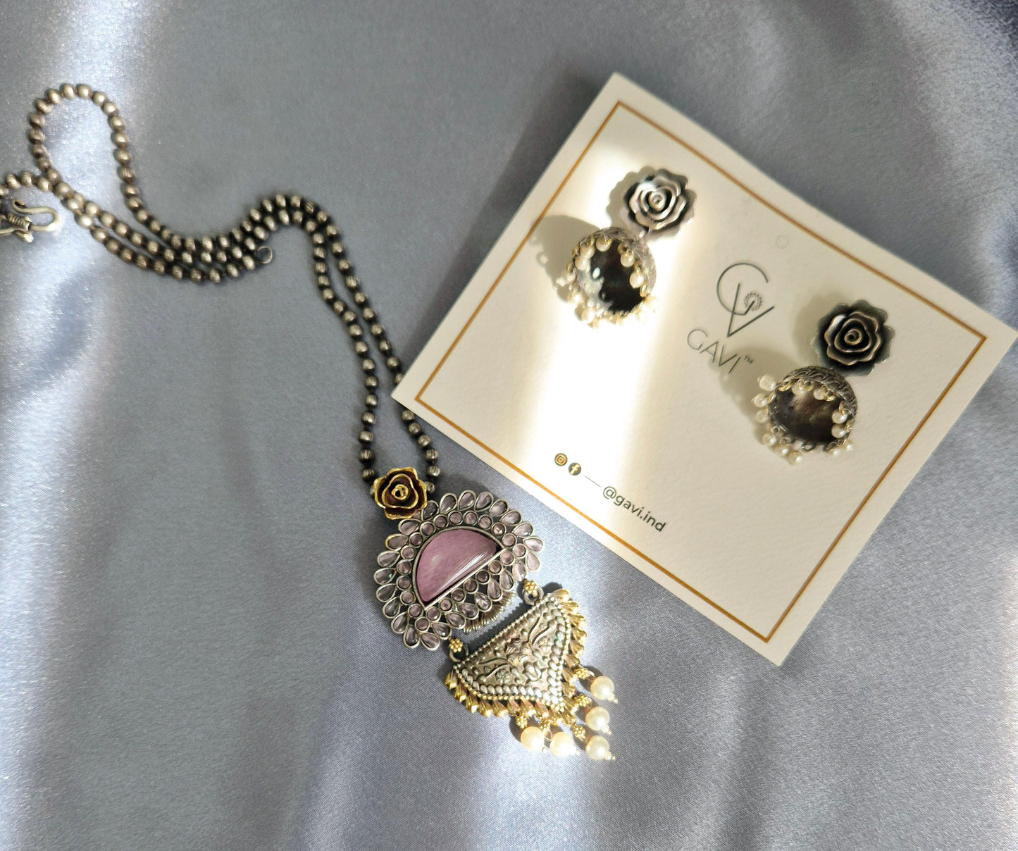 GAVI® Oxidized Pink / Green Necklace Set.