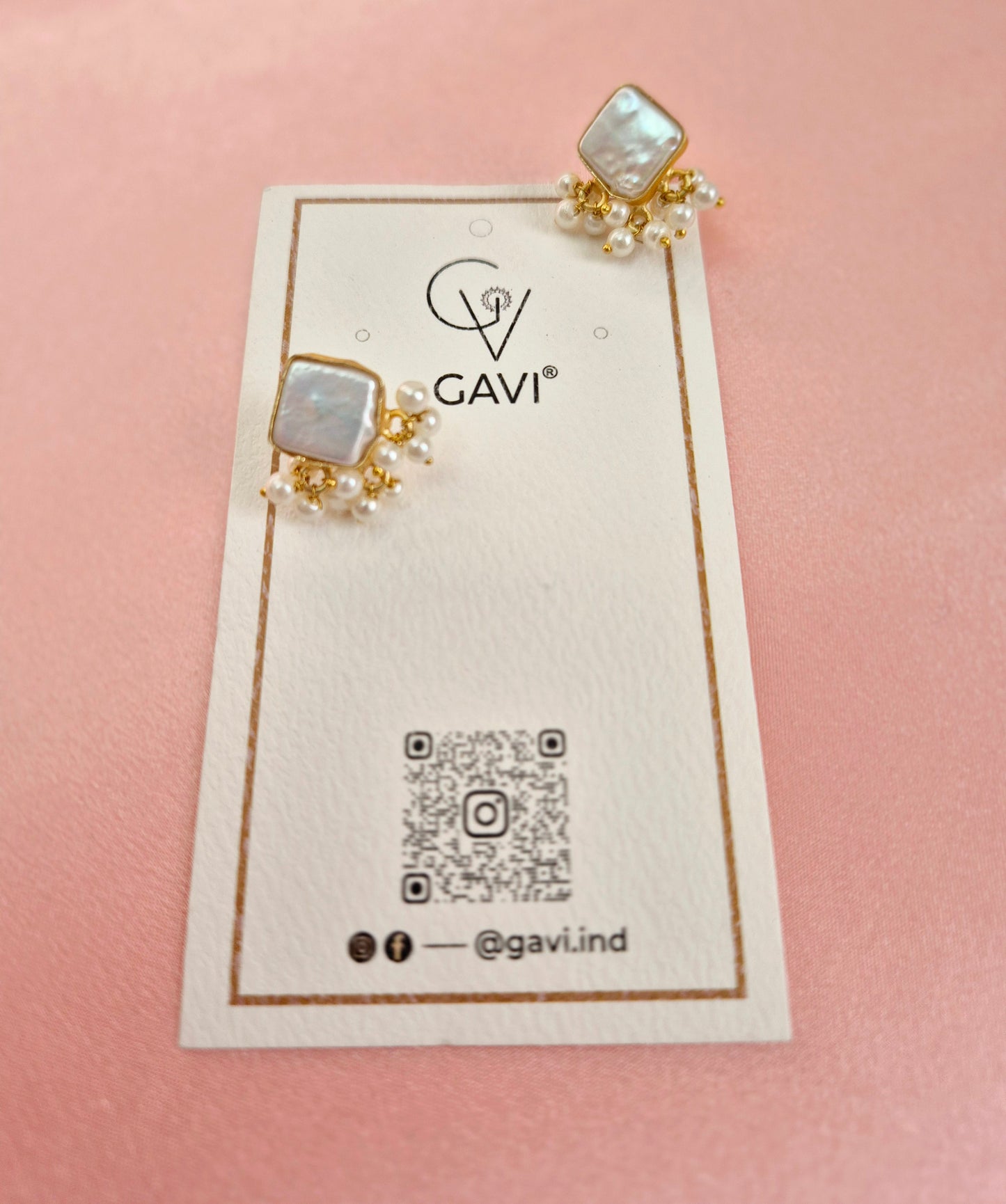 GAVI® Freshwater Cubic Pearls Earring.