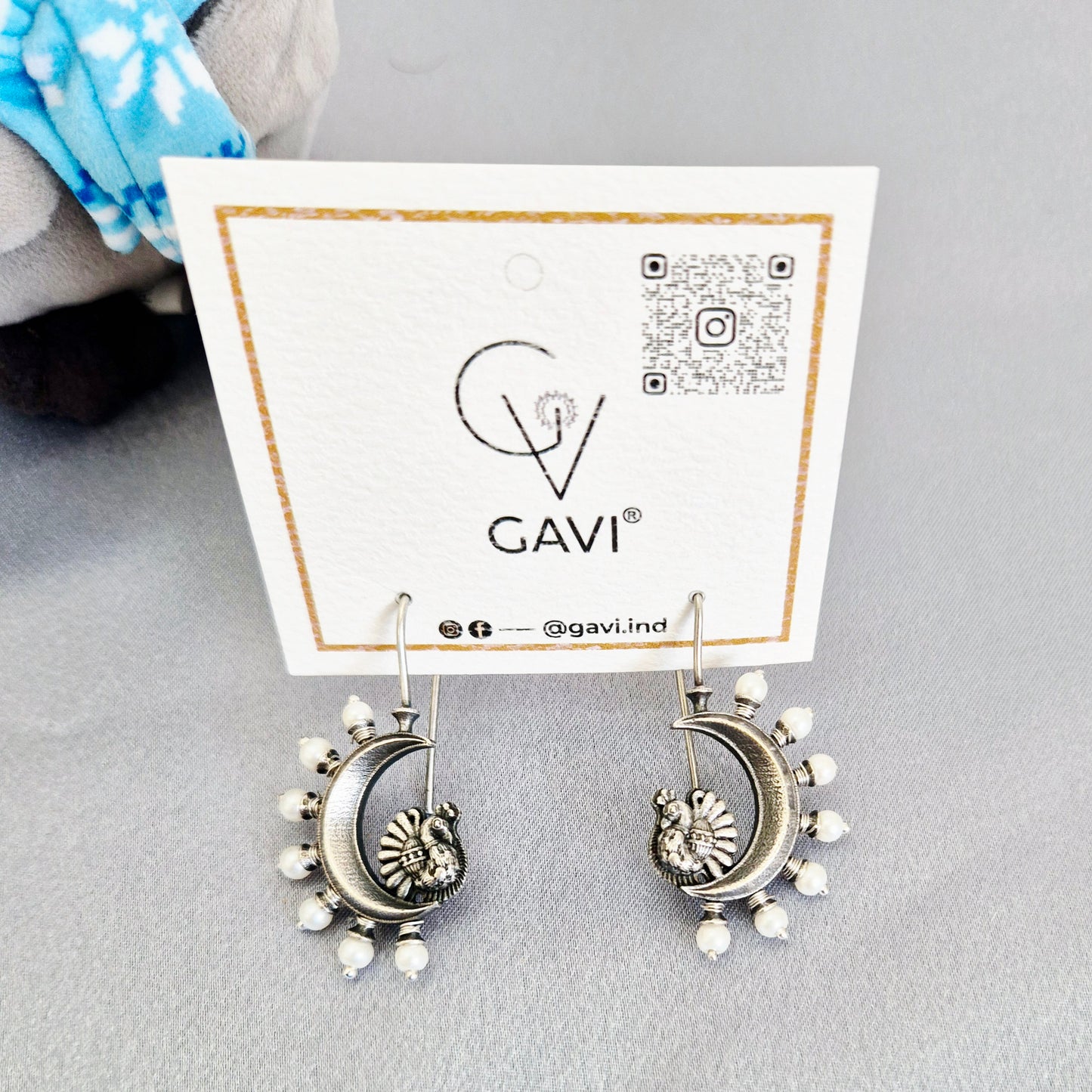 GAVI® Peacock Feather Earring