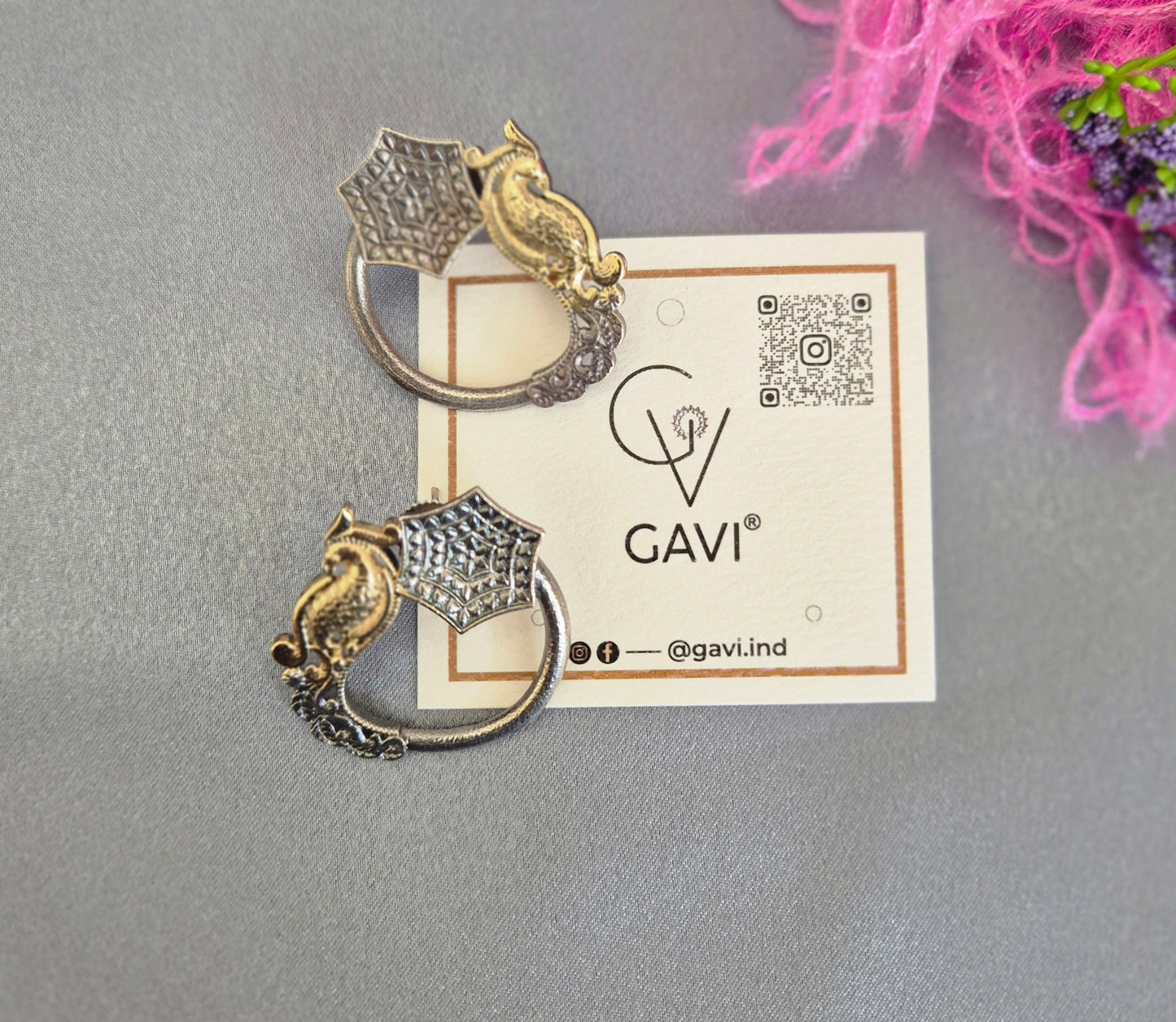 GAVI® Oxidized Gold Peacock Stud.