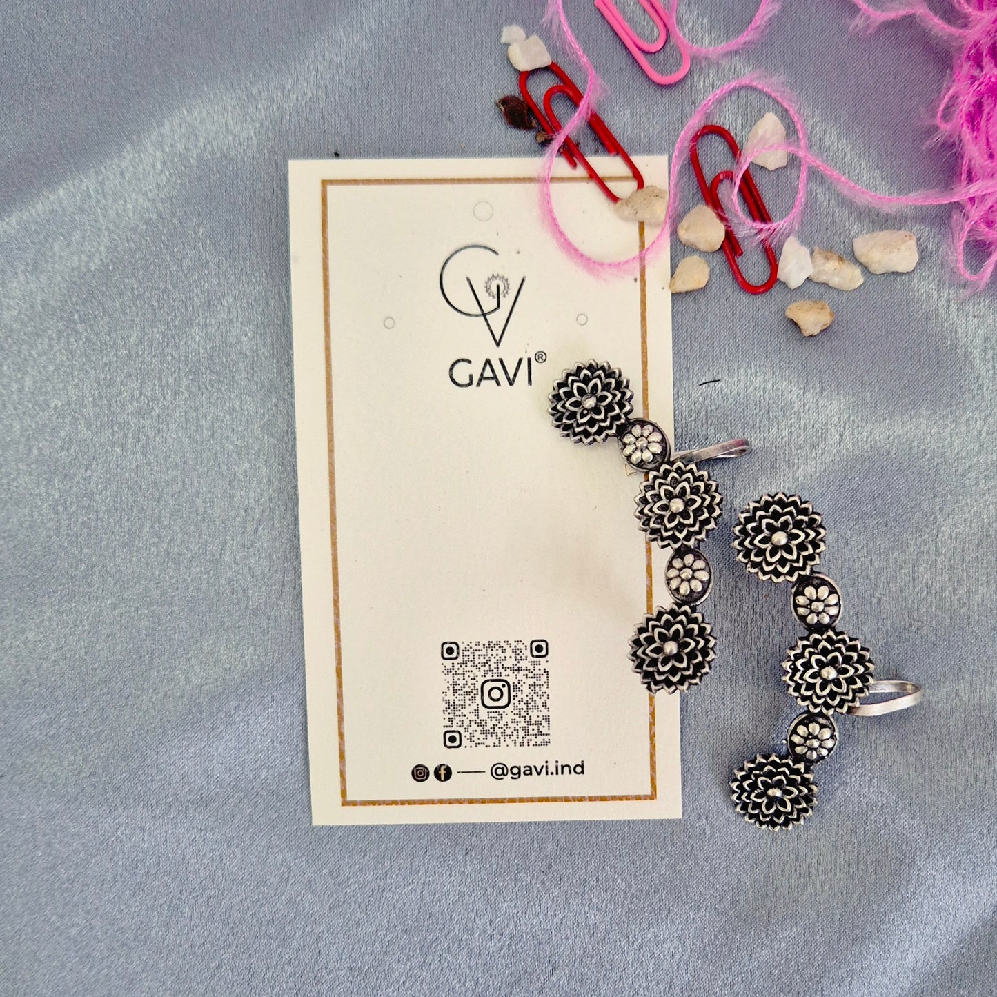 GAVI® Oxidized Floral Ear cuff