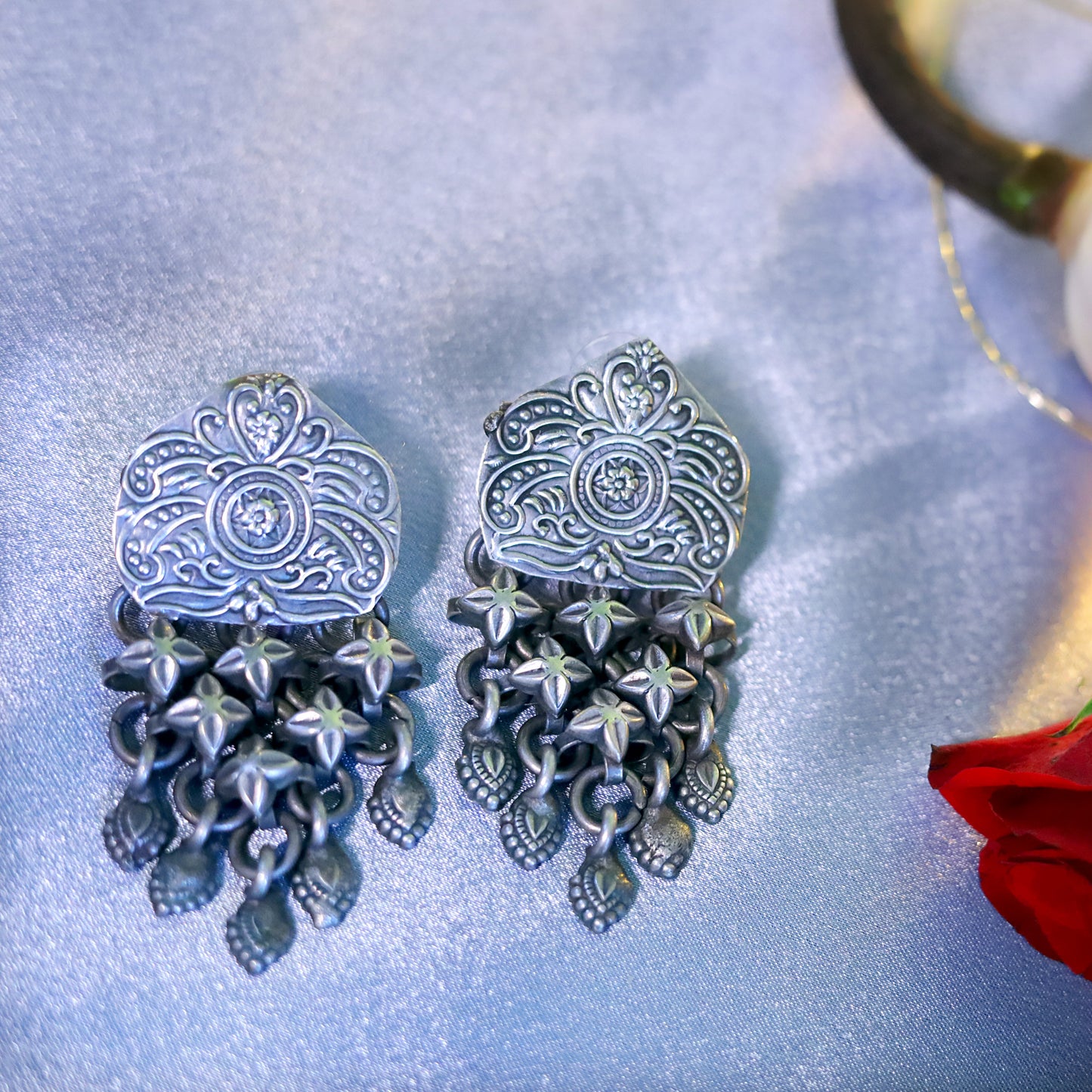 GAVI® Oxidised Brass Chain-Mail Earrings for that Vintage Look.