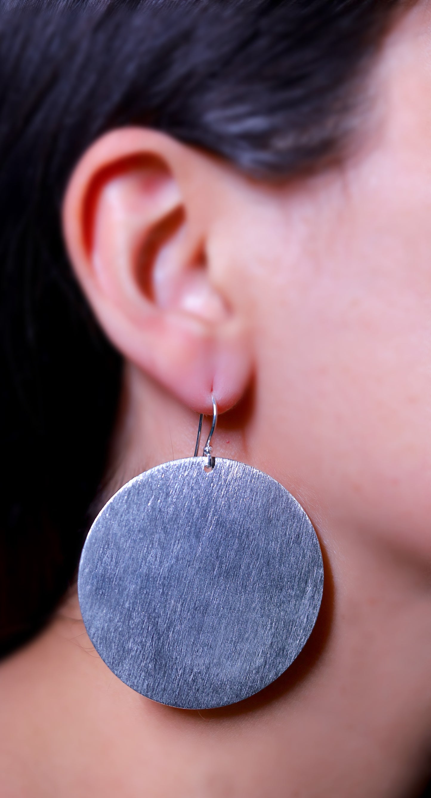 GAVI® Classic and Bold, Silver and Gold Disc Danglers to Strike a Pose.