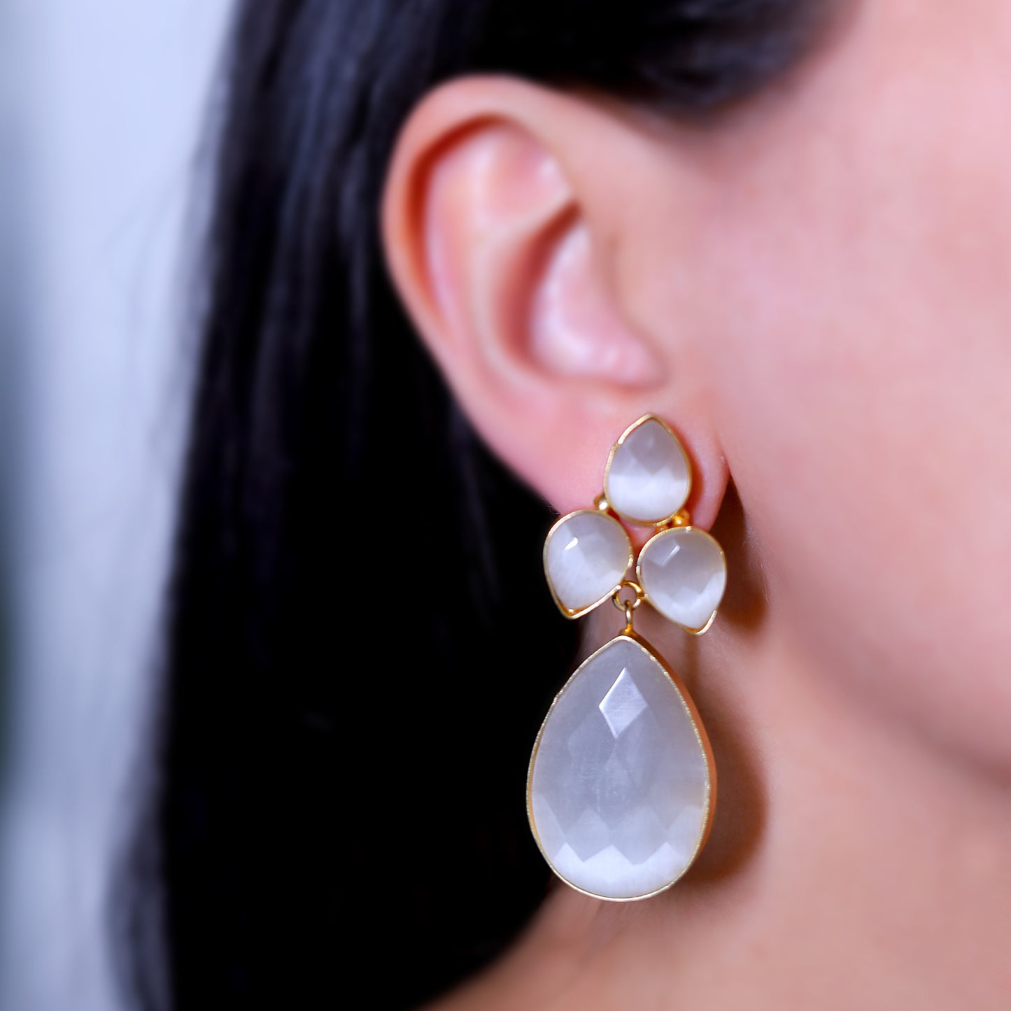 GAVI® Captivating and Graceful White Earrings with precisely set stones to Elevate Any Outfit.