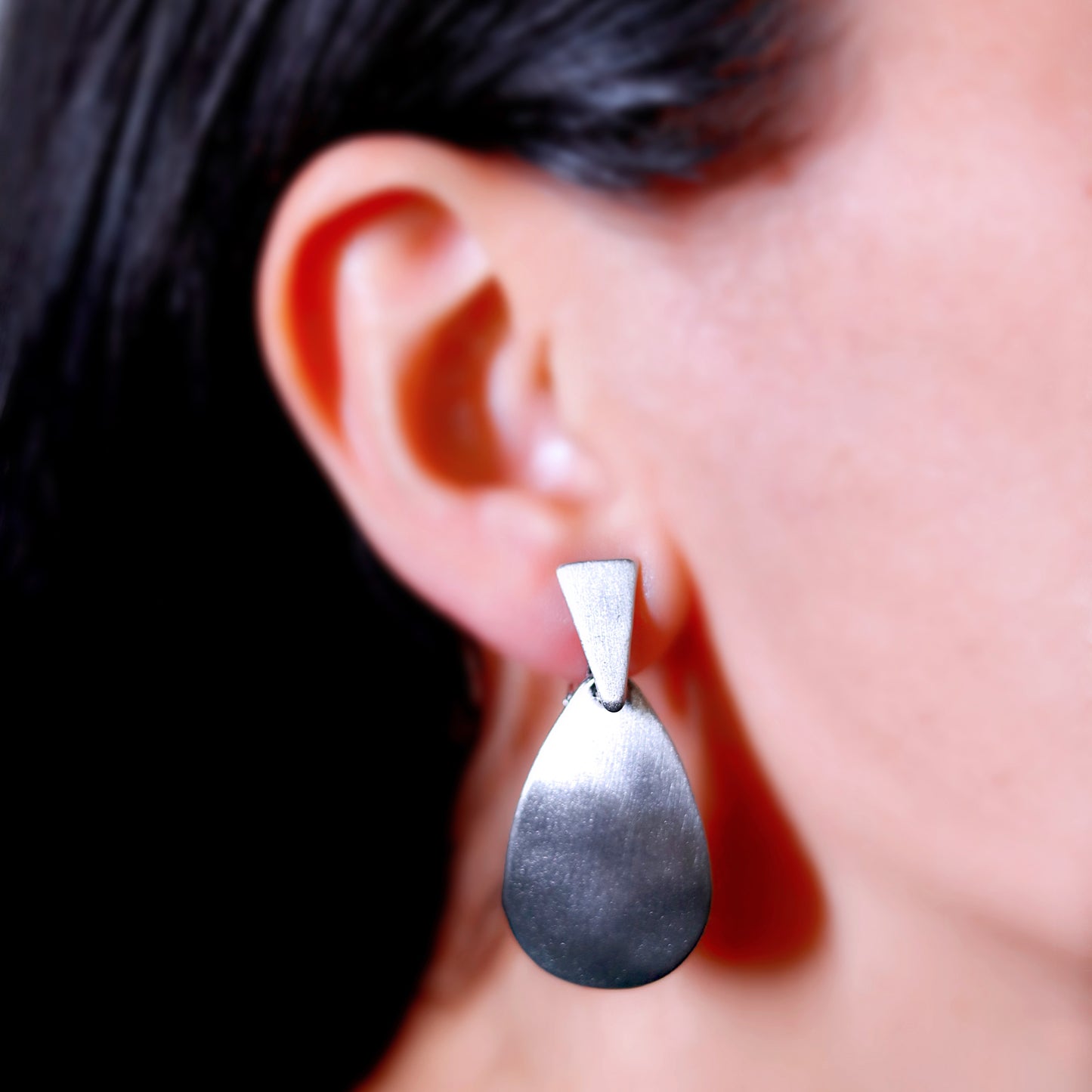GAVI® Graceful Effortless Stainless Steel Clip-on Earrings for Everyone and Every Day.