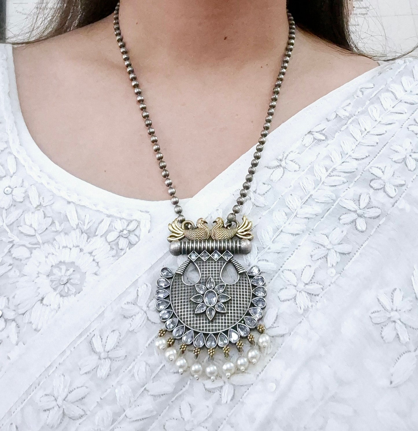 GAVI® Oxidized Green and White Necklace Set.