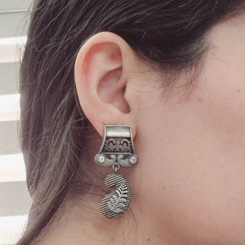 GAVI® Oxidized Danglers.
