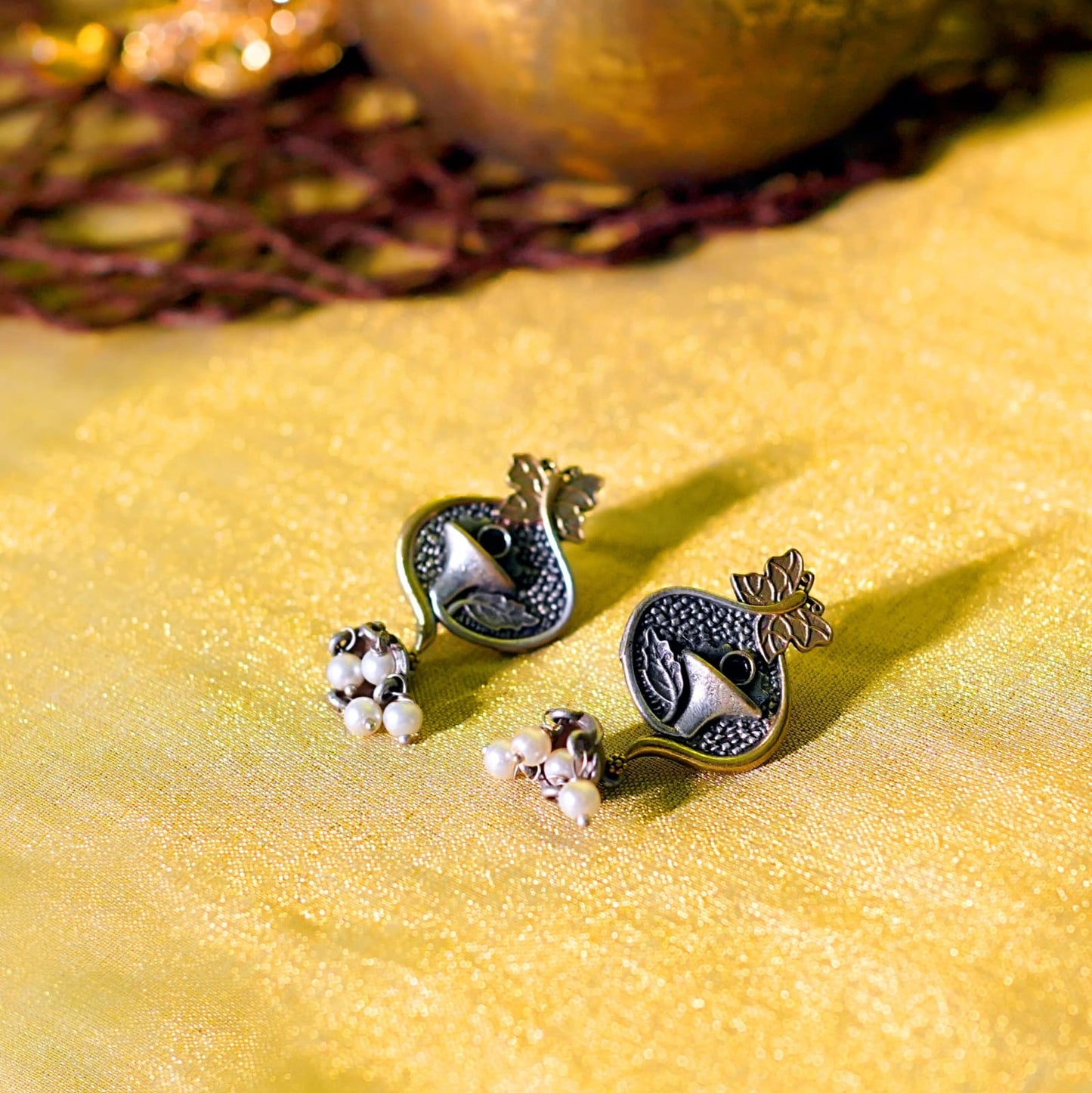 GAVI® Oxidized Dual Tone Earring.