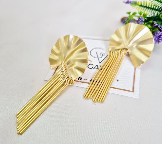 GAVI® Contemporary Golden Dangler