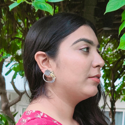 GAVI® Oxidized Gold Peacock Stud.