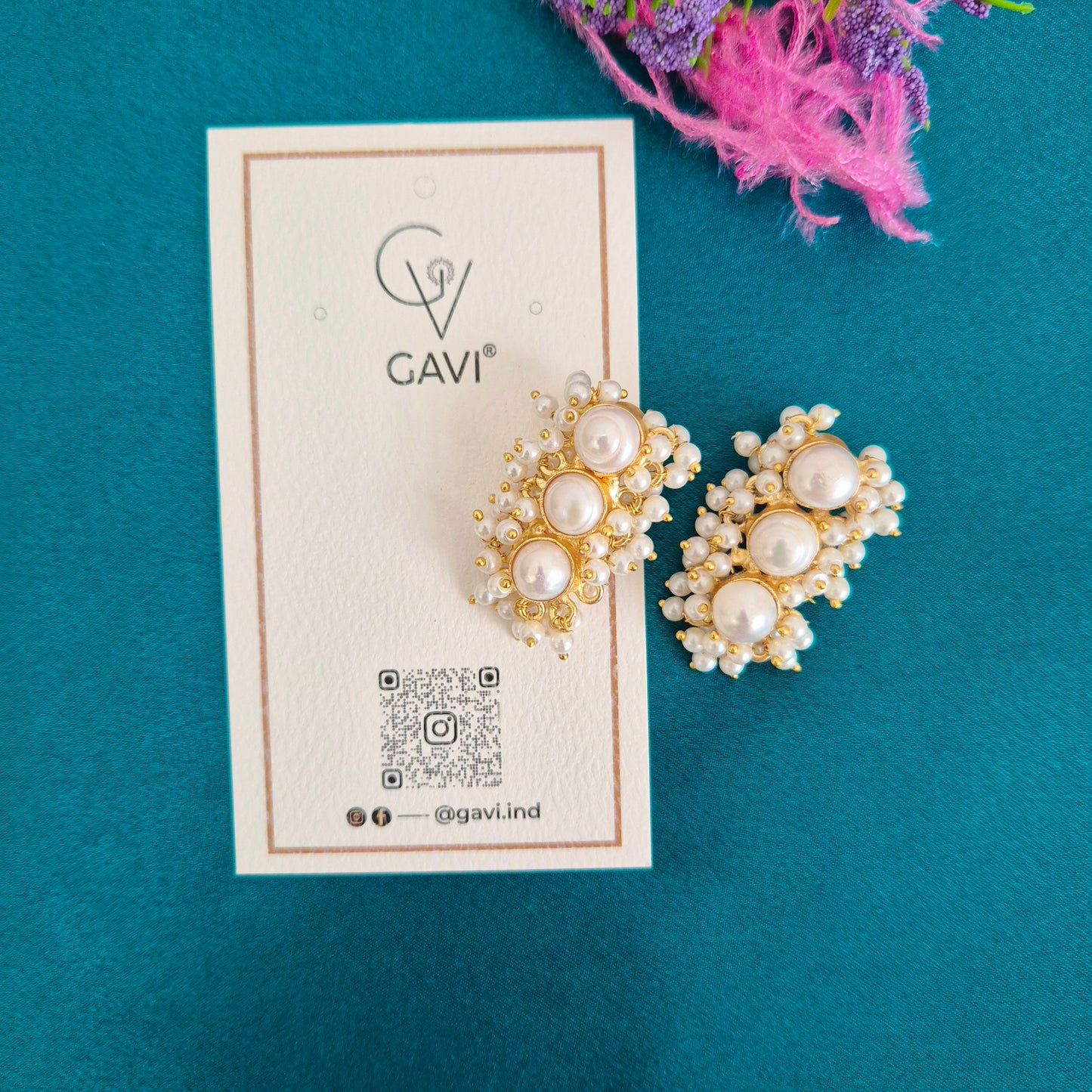 GAVI® Freshwater Pearl Studs with White Beads