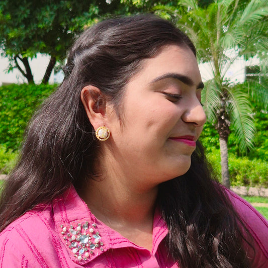 GAVI® Mother of Pearl Studs