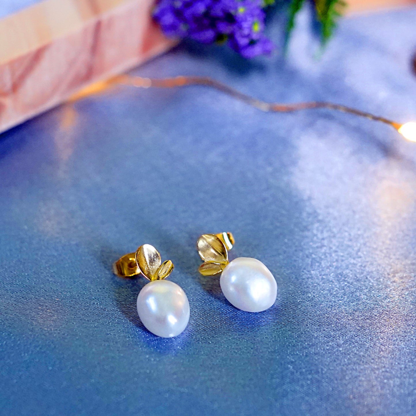 GAVI® Freshwater Pearls Studs.