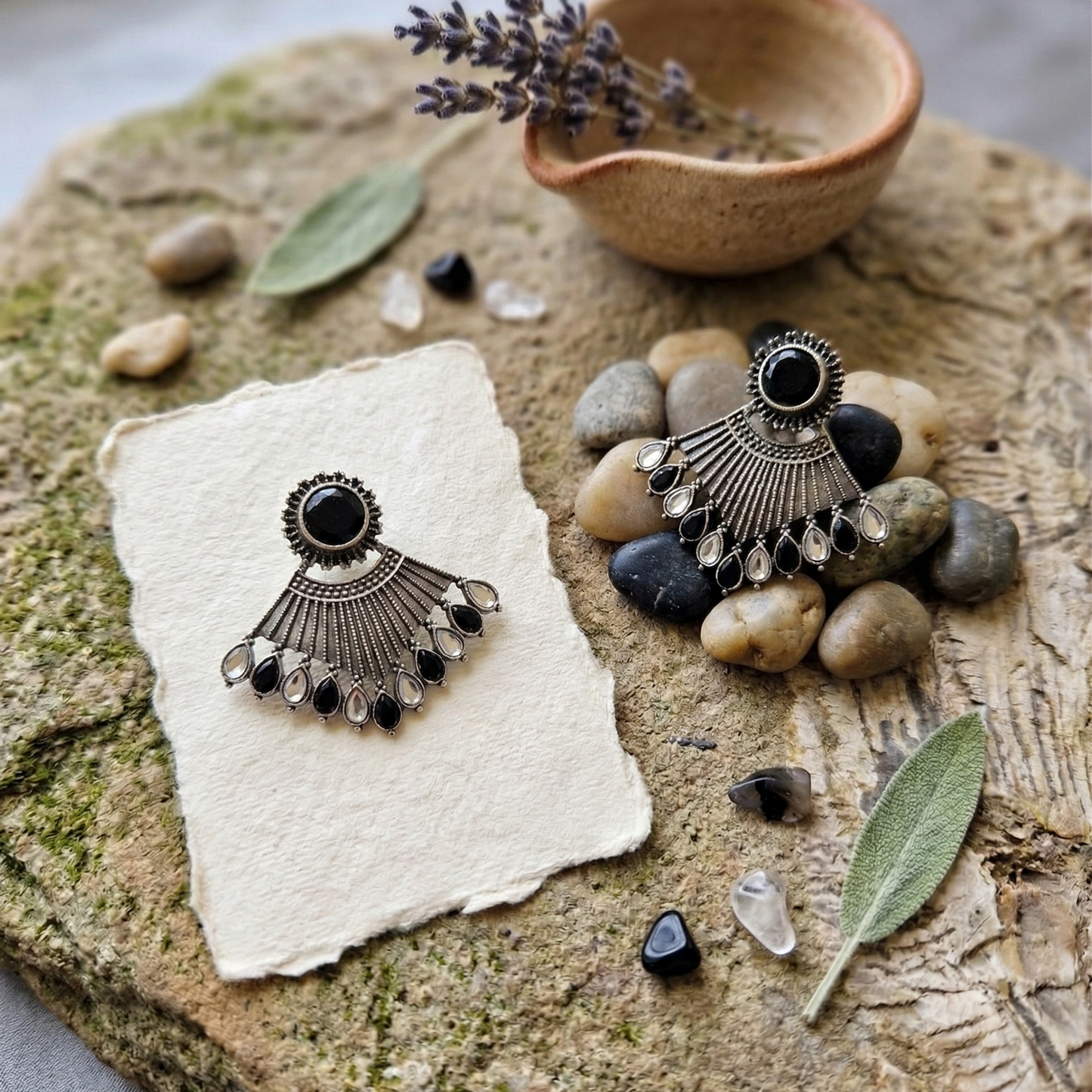 GAVI® Oxidized Black Stone Rhombus earrings