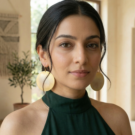 GAVI® Classic and Bold, Silver and Gold Disc Danglers to Strike a Pose