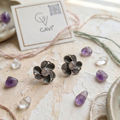 GAVI® Oxidized Flower Studs